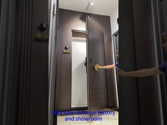 Une porte une vue porte en aluminium coulé