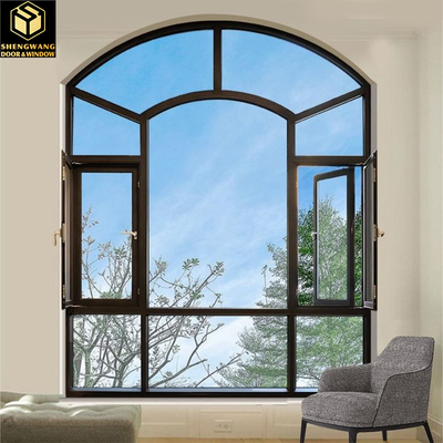 Nettoyage et aspect contemporain avec des portes coulissantes en verre et aluminium pour maison et villa